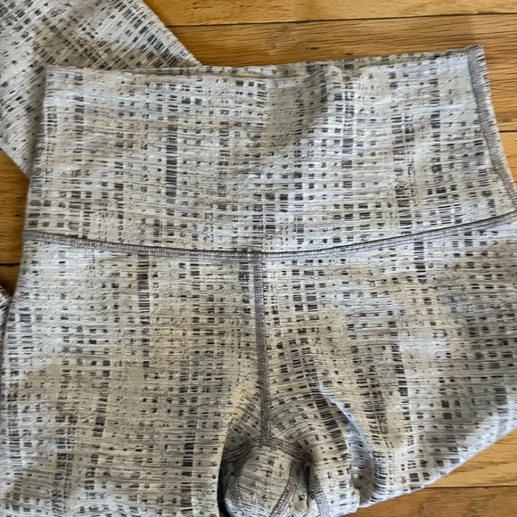 Lululemon Wunder Under Pant *High/Low Leggings Size 4 - Picture 5 of 7